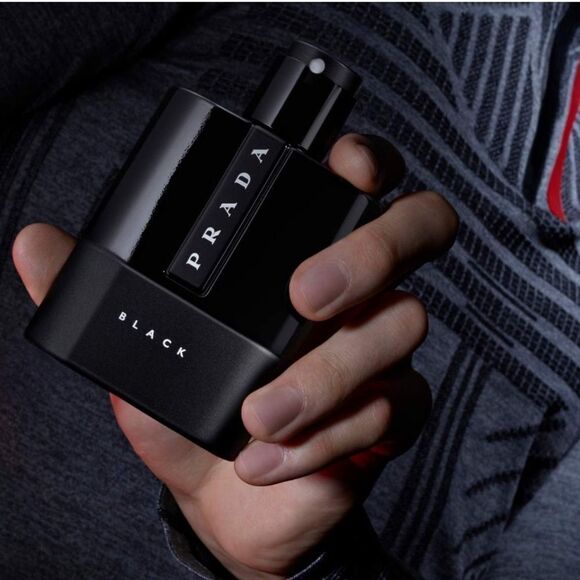 Prada Luna Rossa Black Eau de Parfum - 3.3 fl oz - Bold &
Sophisticated - Picture 9 of 17